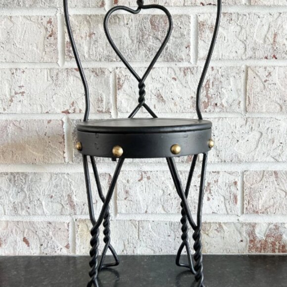 Doll Sized Ice Cream Parlor Chair, Wrought Iron Doll Chair, Vintage Doll Chair - Picture 3 of 8
